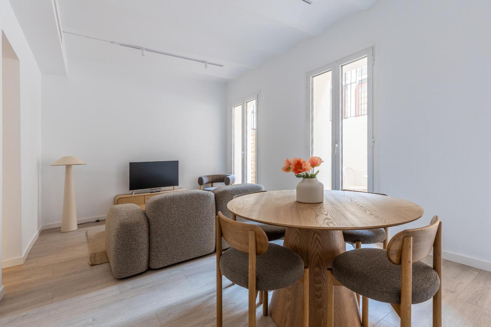 Ola Living Diagonal Apartments — Photos 1